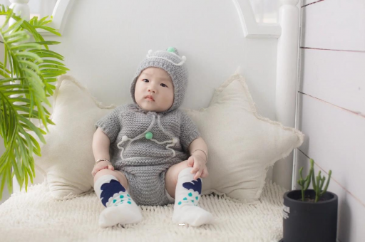 青岛宝宝几个月流口水